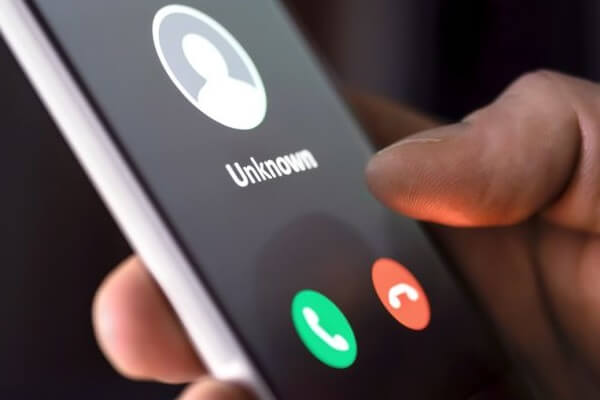 avoiding unknown number phone scams